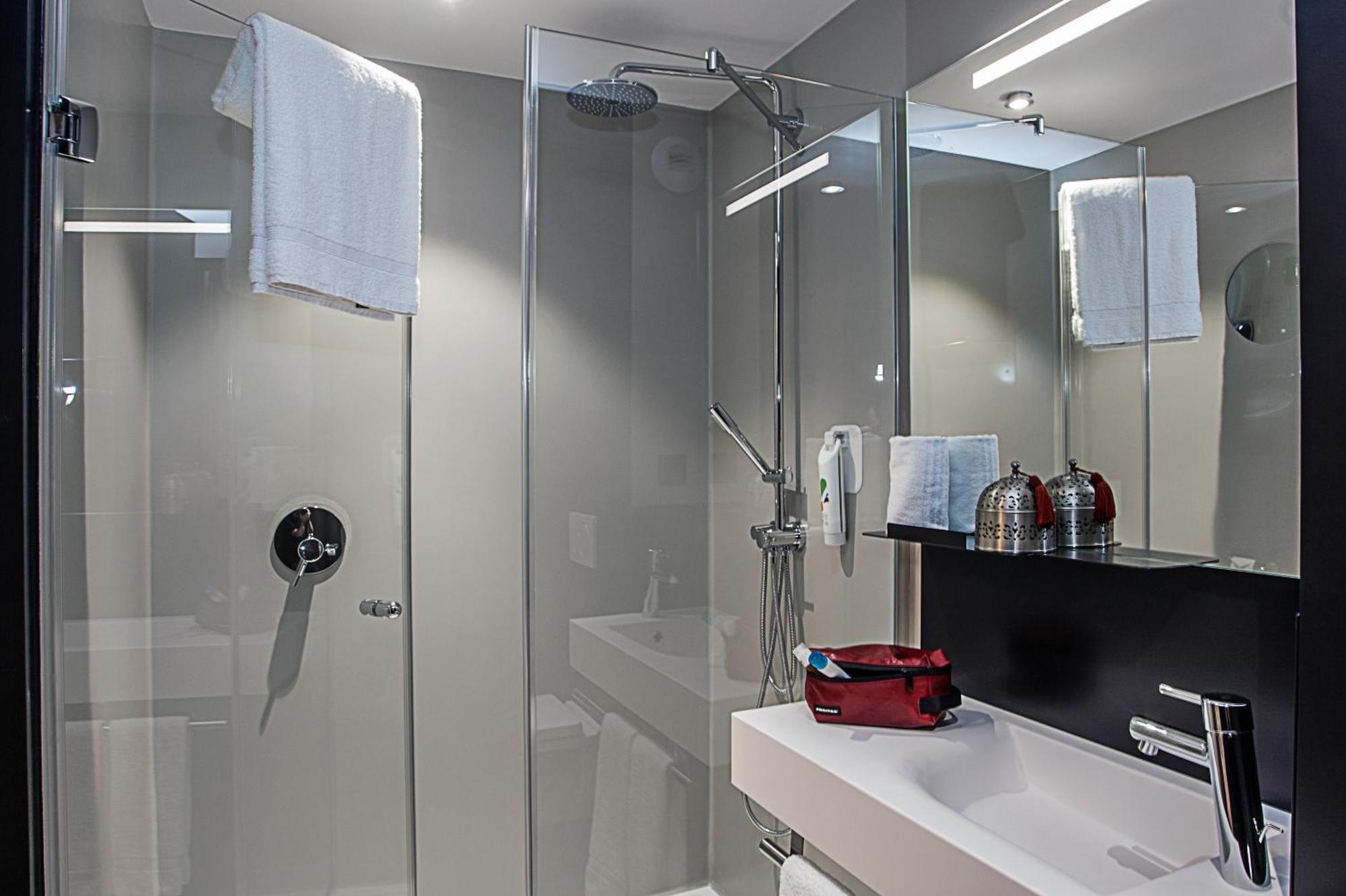 Ibis Styles Geneve Hotel 3*